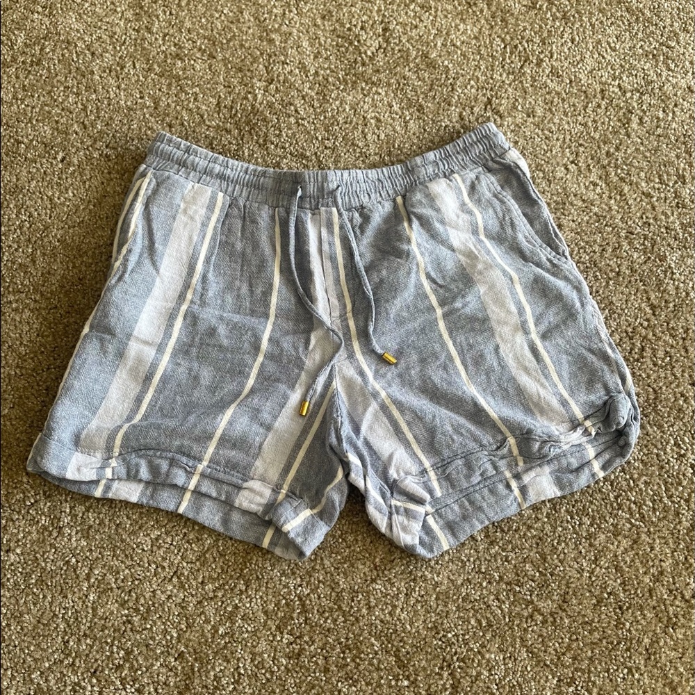 Beautiful beach shorts!